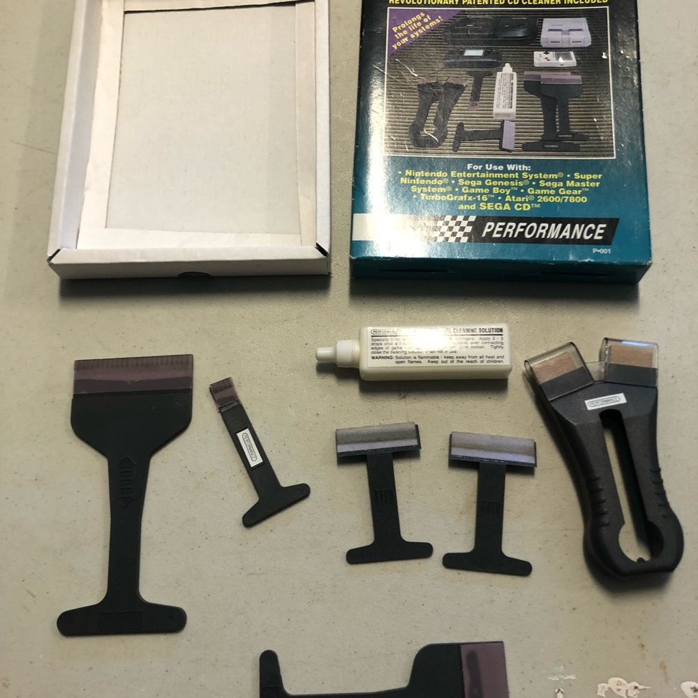 Universal Cleaning Kit for cartridge games